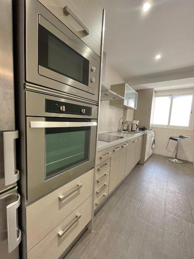 Apartamentos Sevilla Valencia Exteriör bild