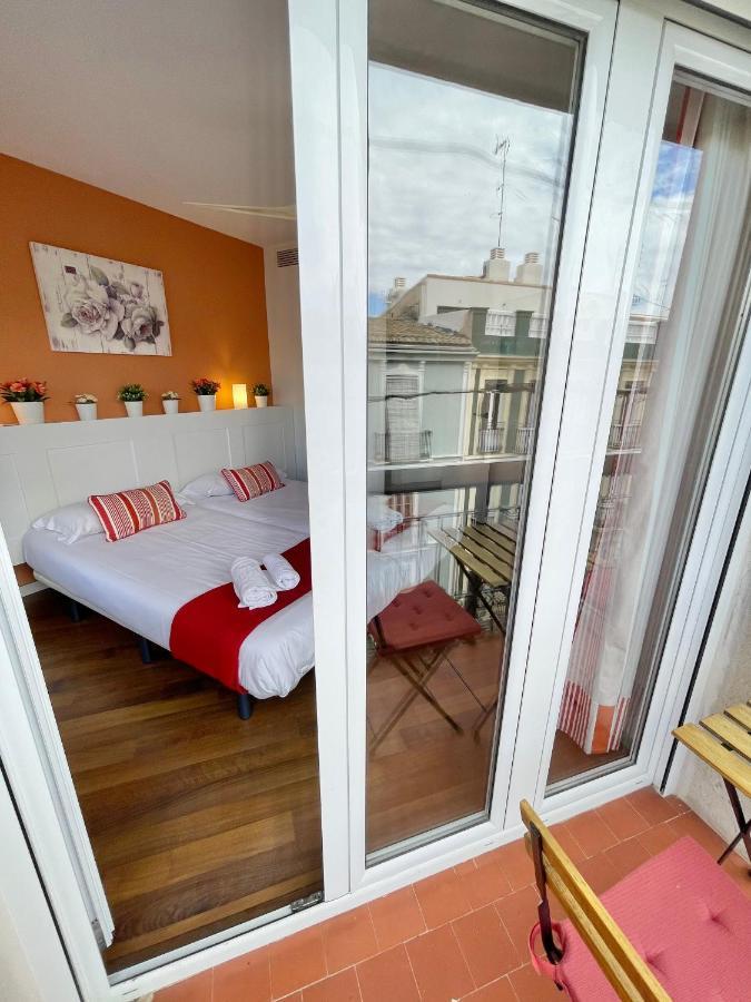 Apartamentos Sevilla Valencia Exteriör bild